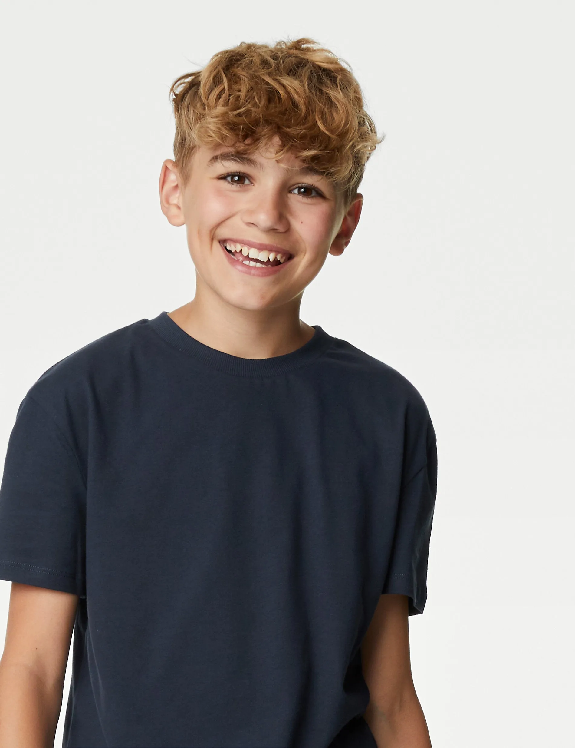 5 pack of plain high cotton T-shirts (ages 6-16) Marks & Spencer multi