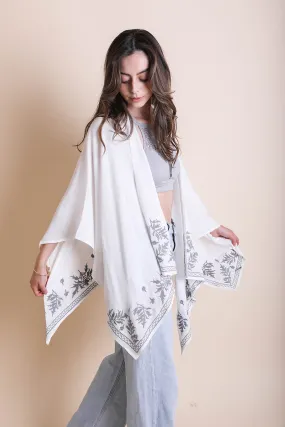 Leaf Garland Embroidered Kimono