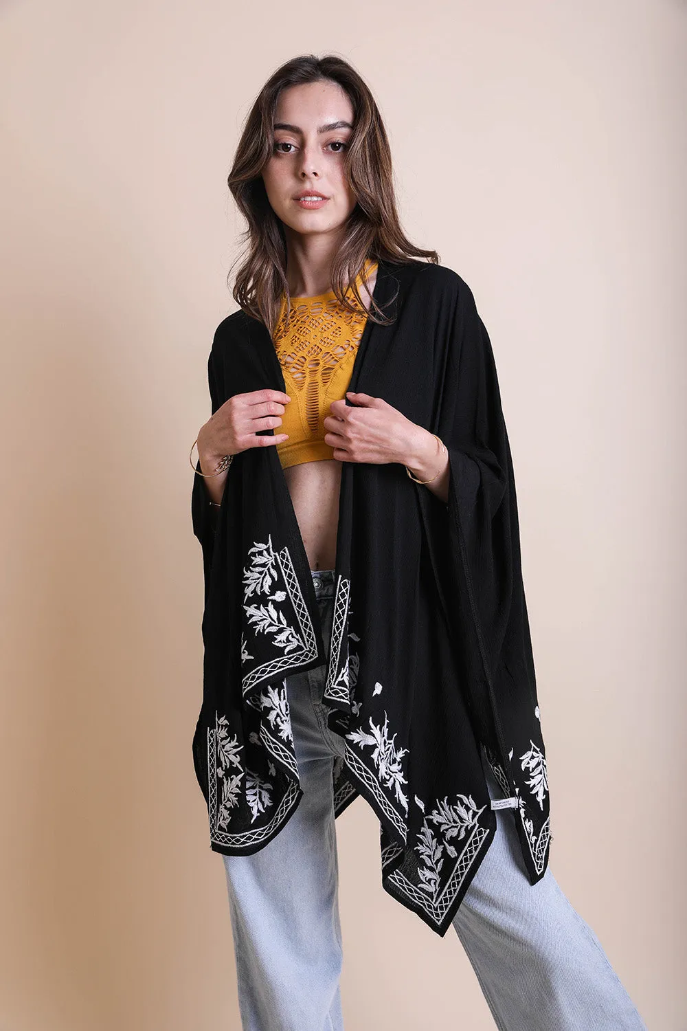 Leaf Garland Embroidered Kimono